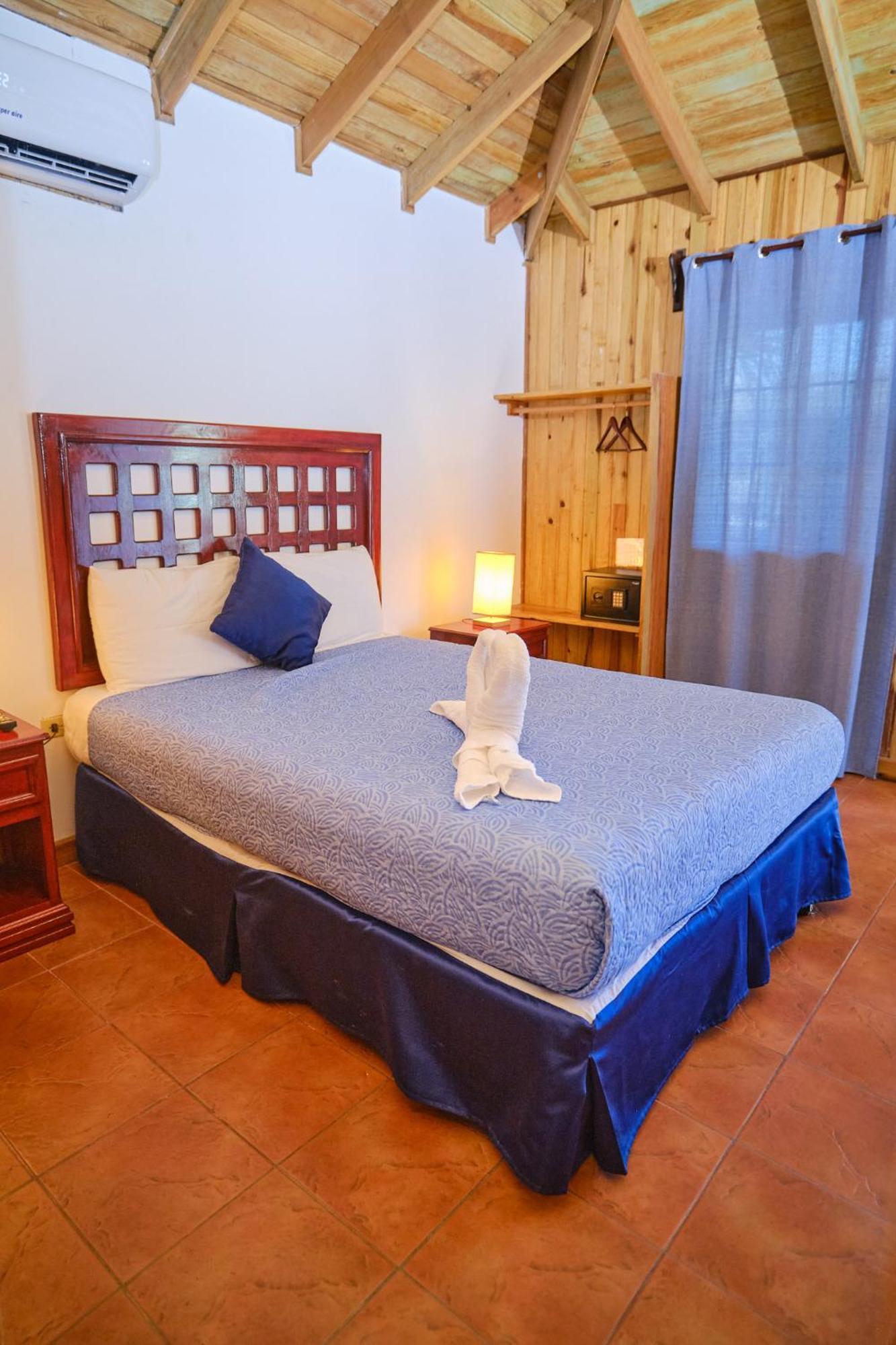 Hotel Playa Caribe 텔라 외부 사진